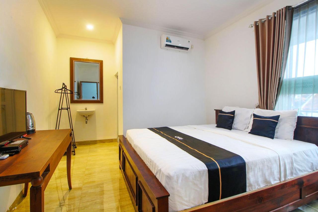 Collection O 91605 Nexdeco House Homestay Syariah Surakarta  Bagian luar foto